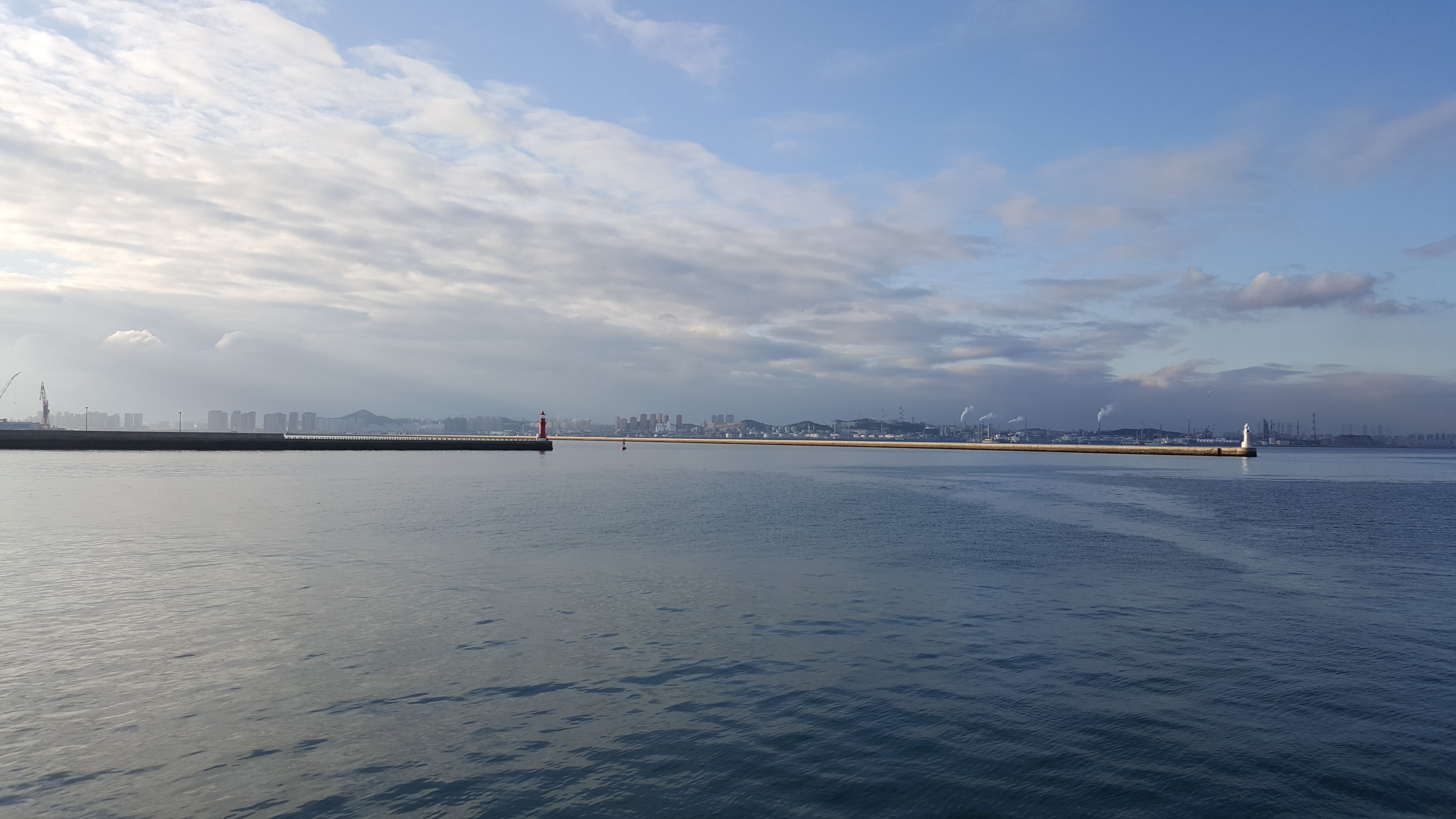 宁静的港湾.jpg